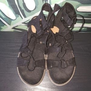 Black old navy sandals